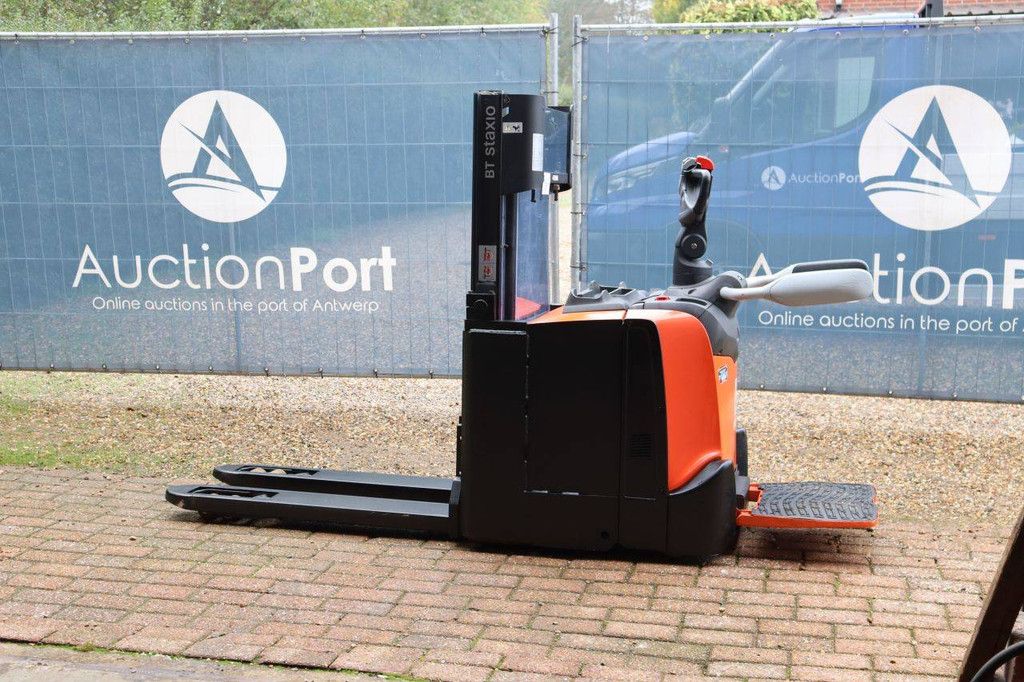 Toyota SPE200DN Electric Stacker 2000kg 2.1m 2018
