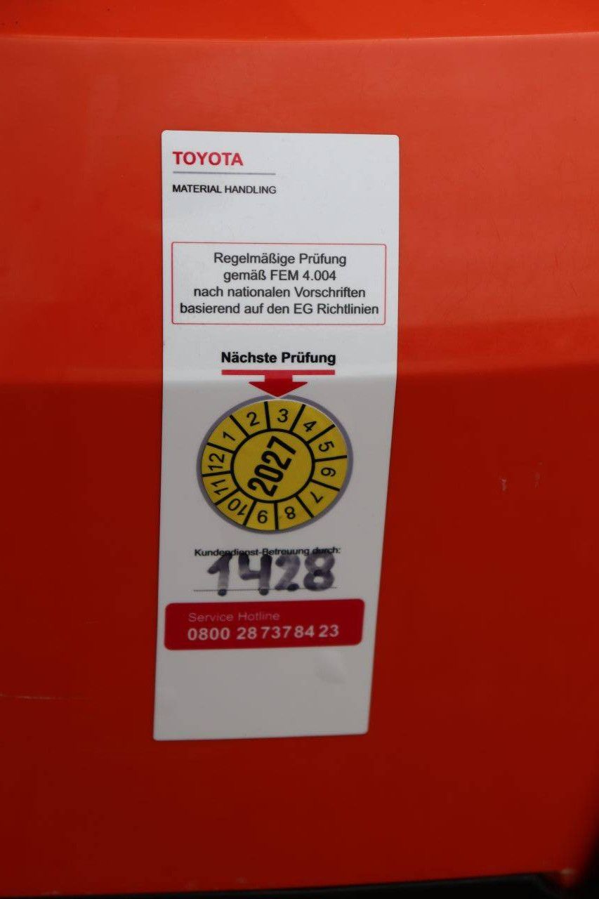 Toyota SWE140 Electric Stacker 1400kg 3.25m 2017