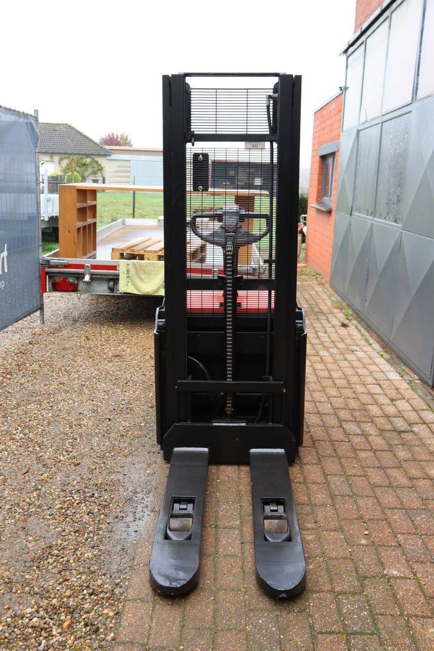 Stacker Toyota SWE120L Electric 1200kg 2.9m 2019