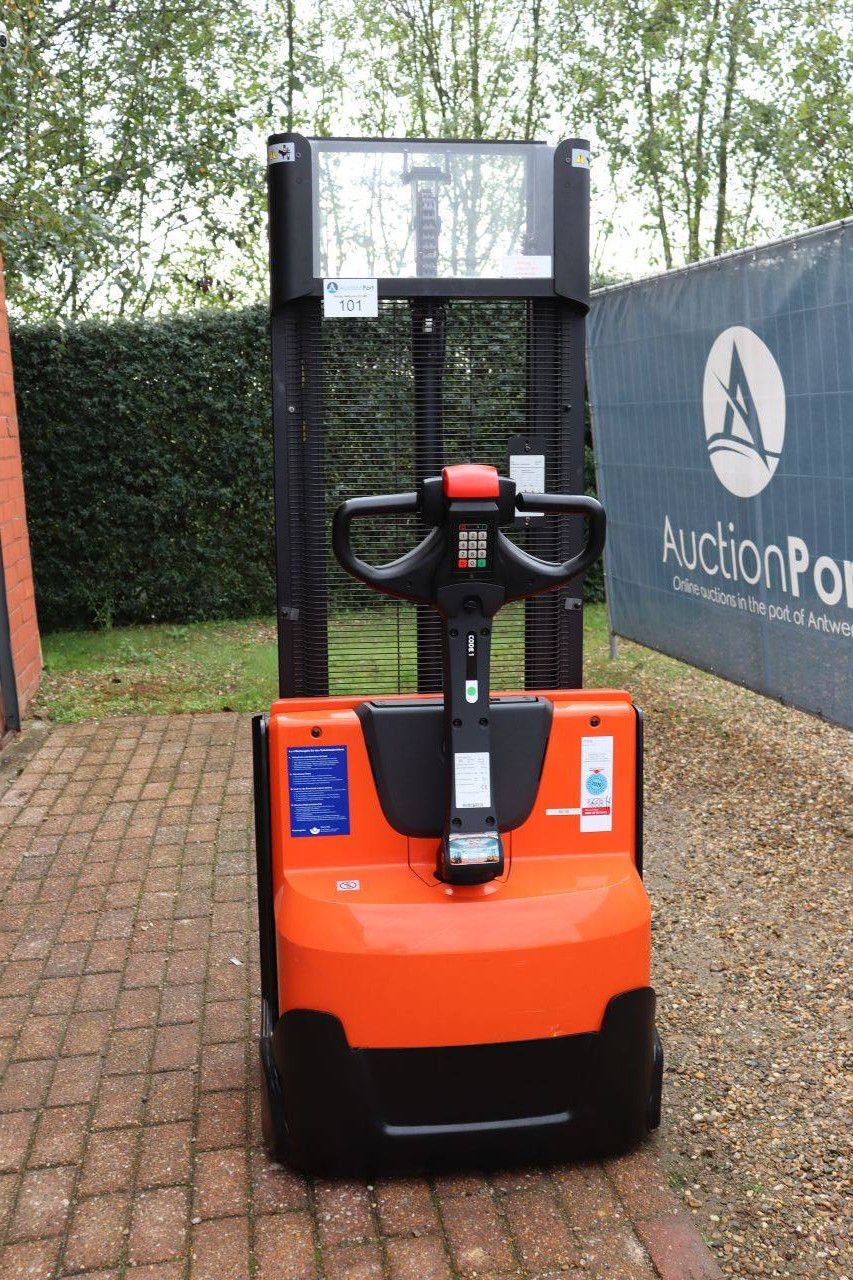 Stacker BT SWE120 Electric 1200kg 2.9m 2016