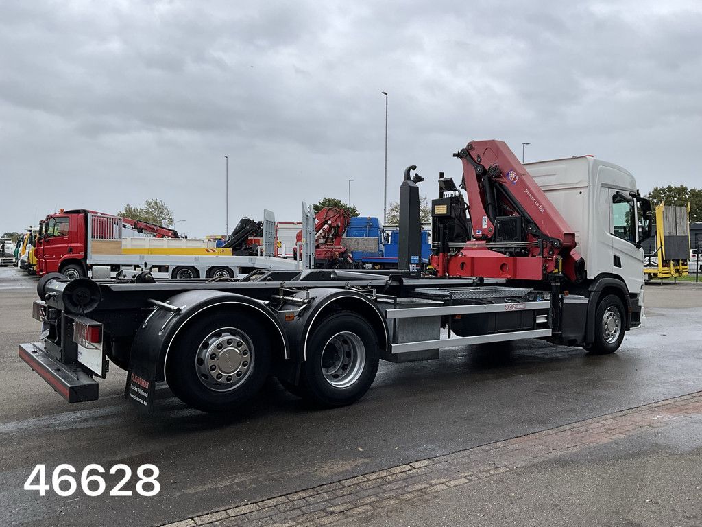 Scania P 360 HMF 22 Tonmeter laadkraan
