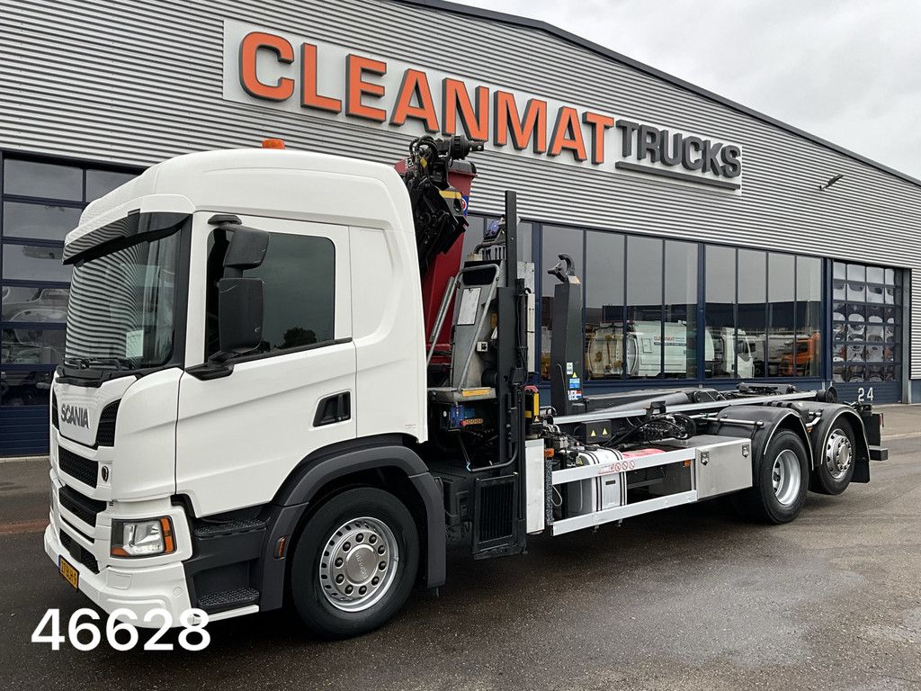 Scania P 360 HMF 22 Tonmeter laadkraan