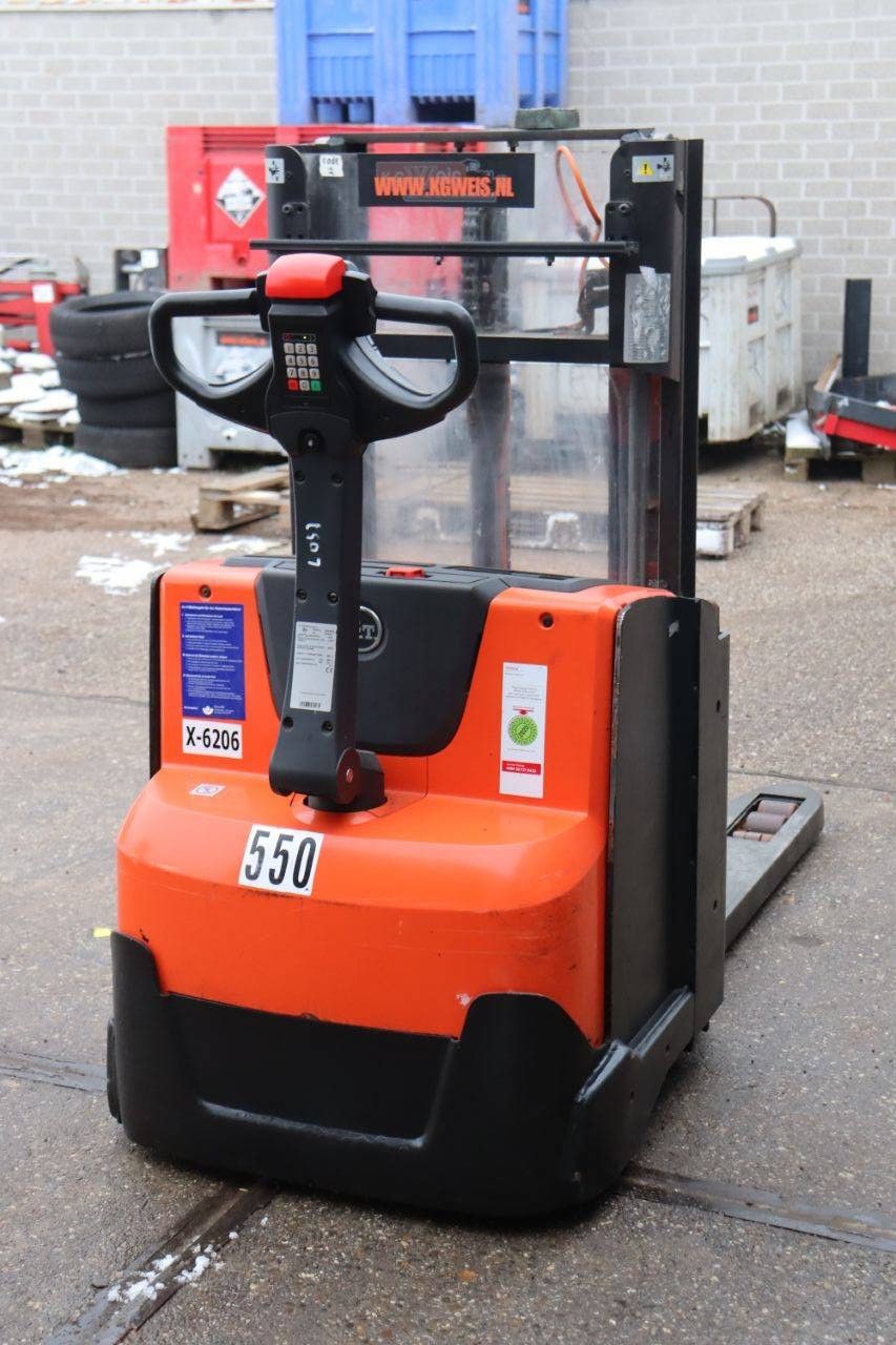 Stapler BT SWE200D Elektro 2000kg 2013