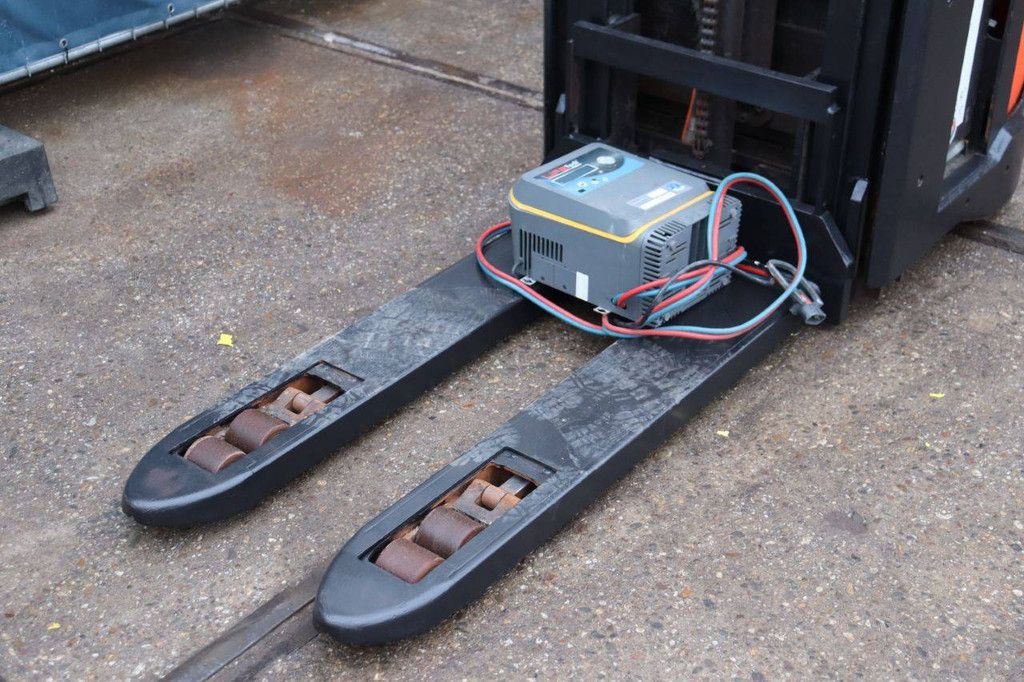 Stapler BT SWE200D Elektro 2000kg 2013