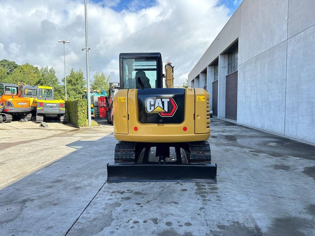 Midi-Bagger Caterpillar 305.5E2 Diesel 2016