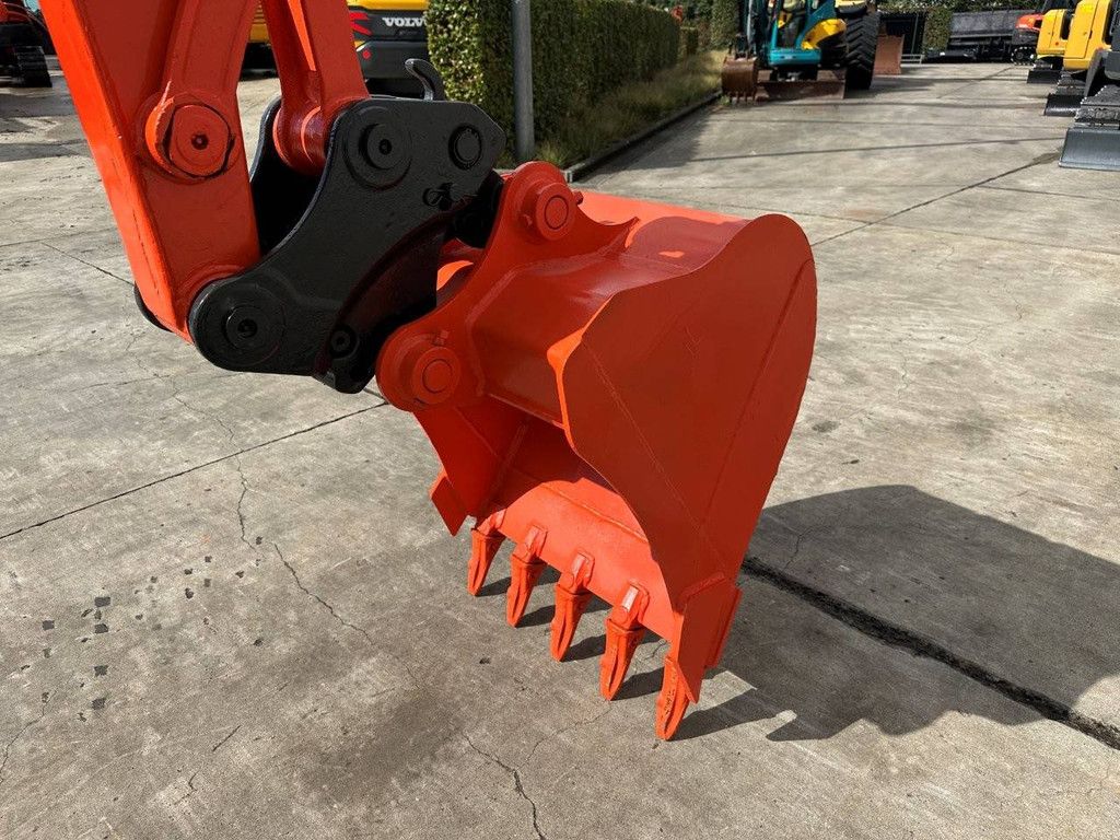Midi excavator Kubota KX161-3SZ Diesel 2012