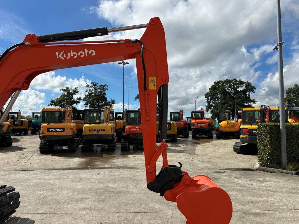 Midi excavator Kubota KX161-3SZ Diesel 2012