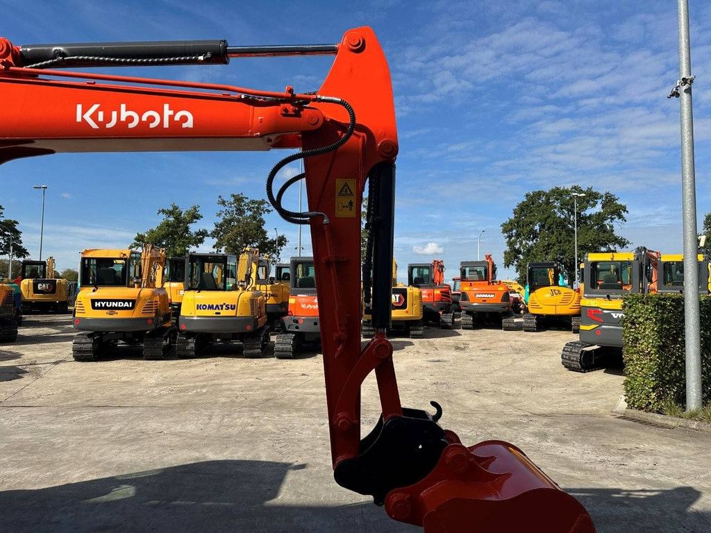 Midi excavator Kubota KX155-3SZ Diesel 2012