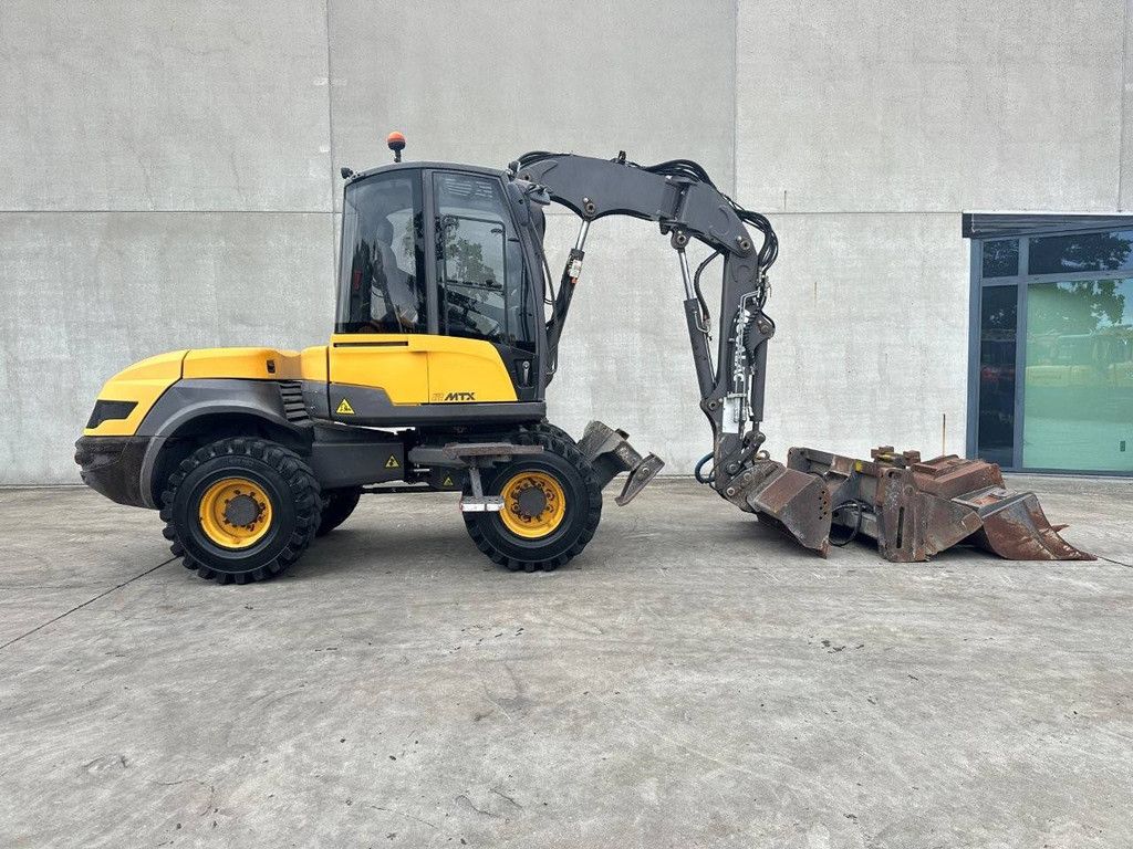 Bandenkraan Mecalac 12MTX Diesel 2016