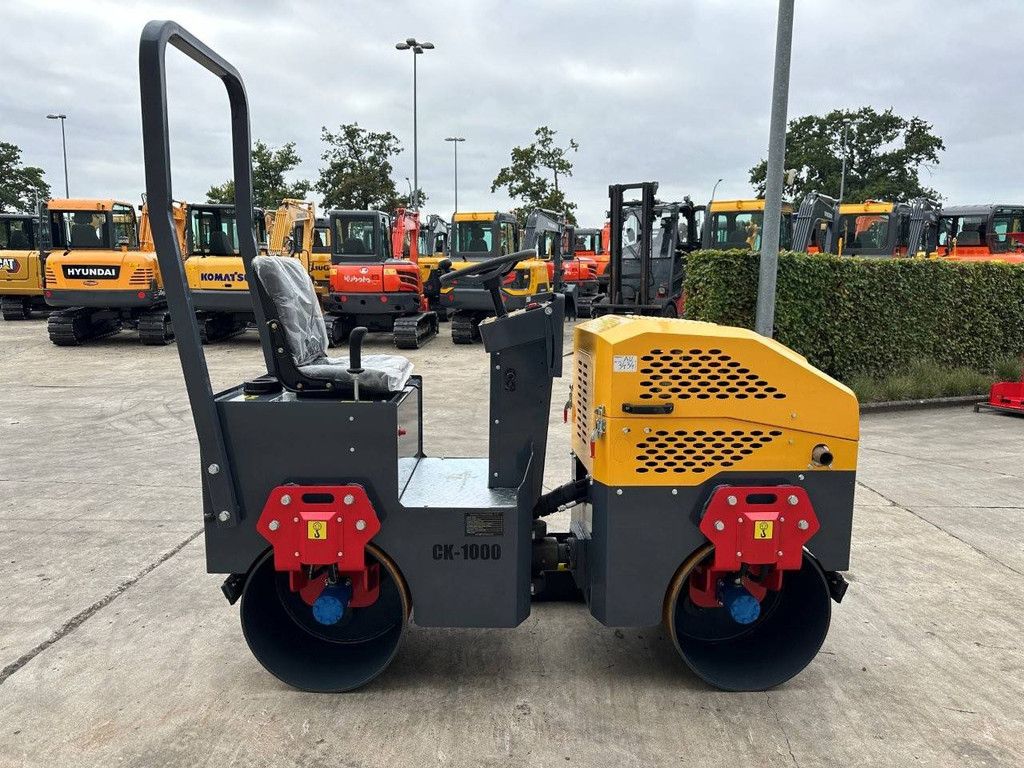 Tandem vibratory roller Captok CK1000D Diesel 2026 New