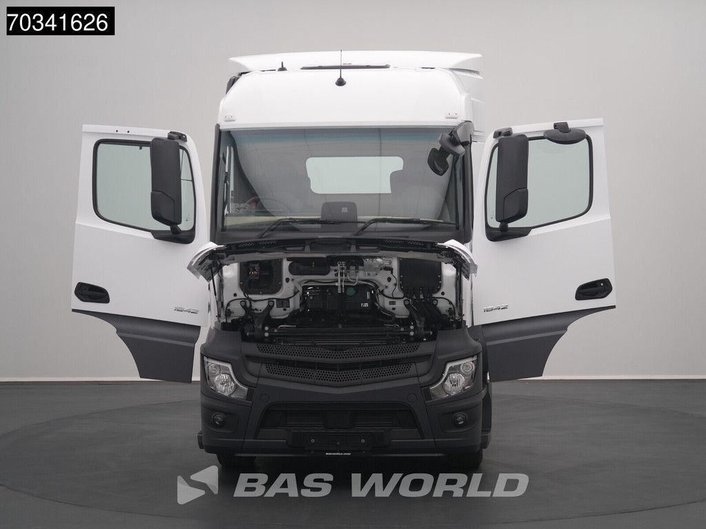 Mercedes Actros 1842 4X2 RHD! NEW StreamSpace ACC Navi