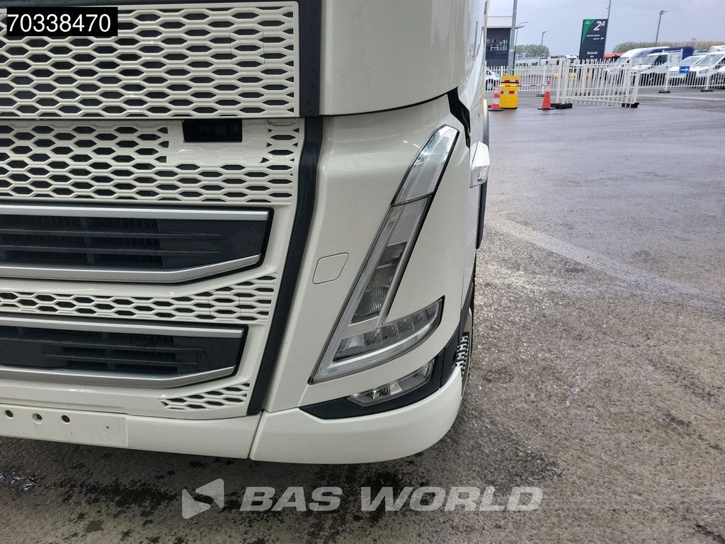 Volvo FH 500 4X2 XL 2x Tanks I-ParkCool ACC