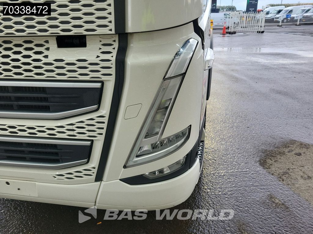 Volvo FH 500 4X2 XL 2x Tanks I-ParkCool ACC