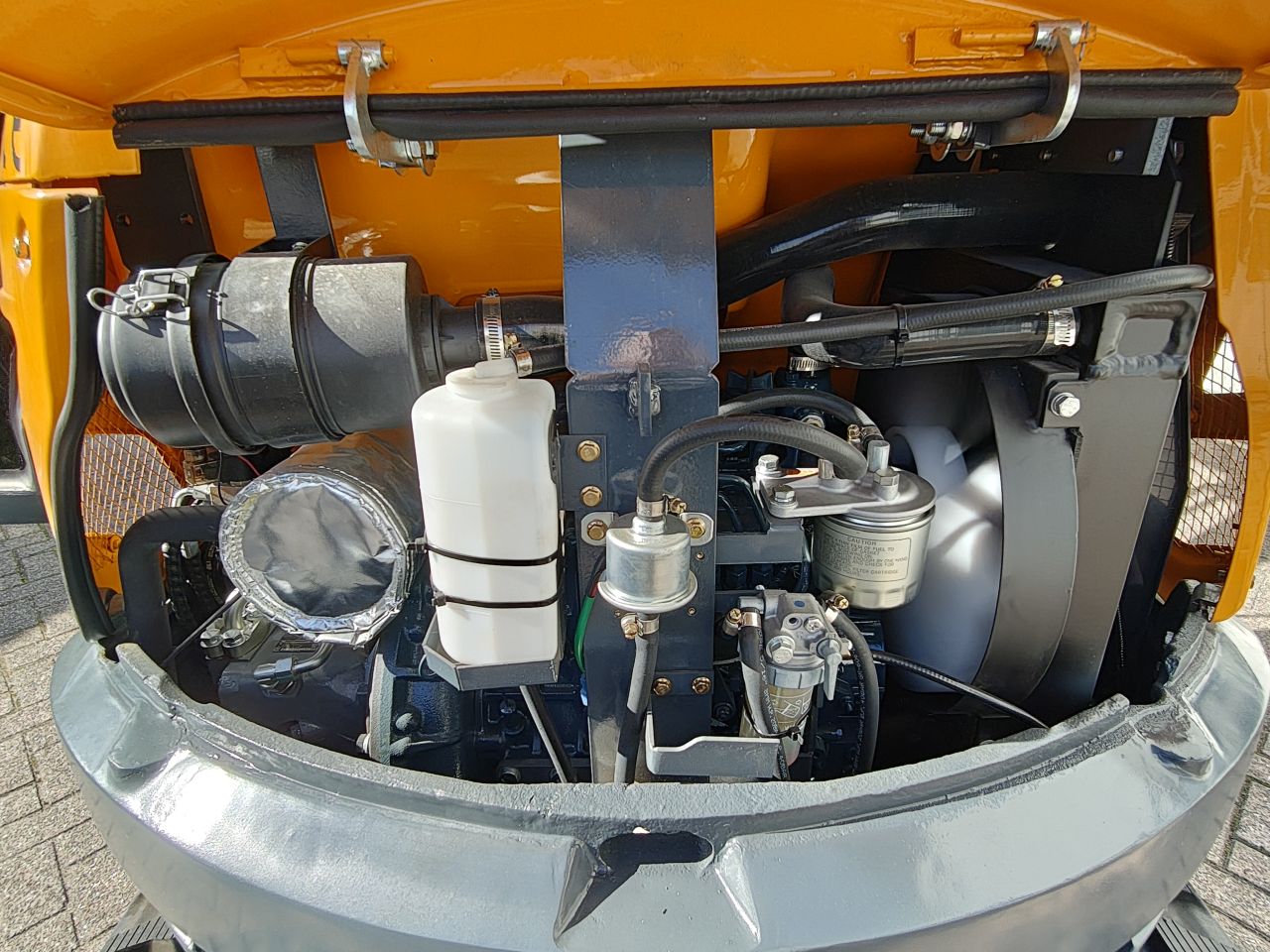 Minigraver 2.5 ton met Kubota D1105 dieselmotor