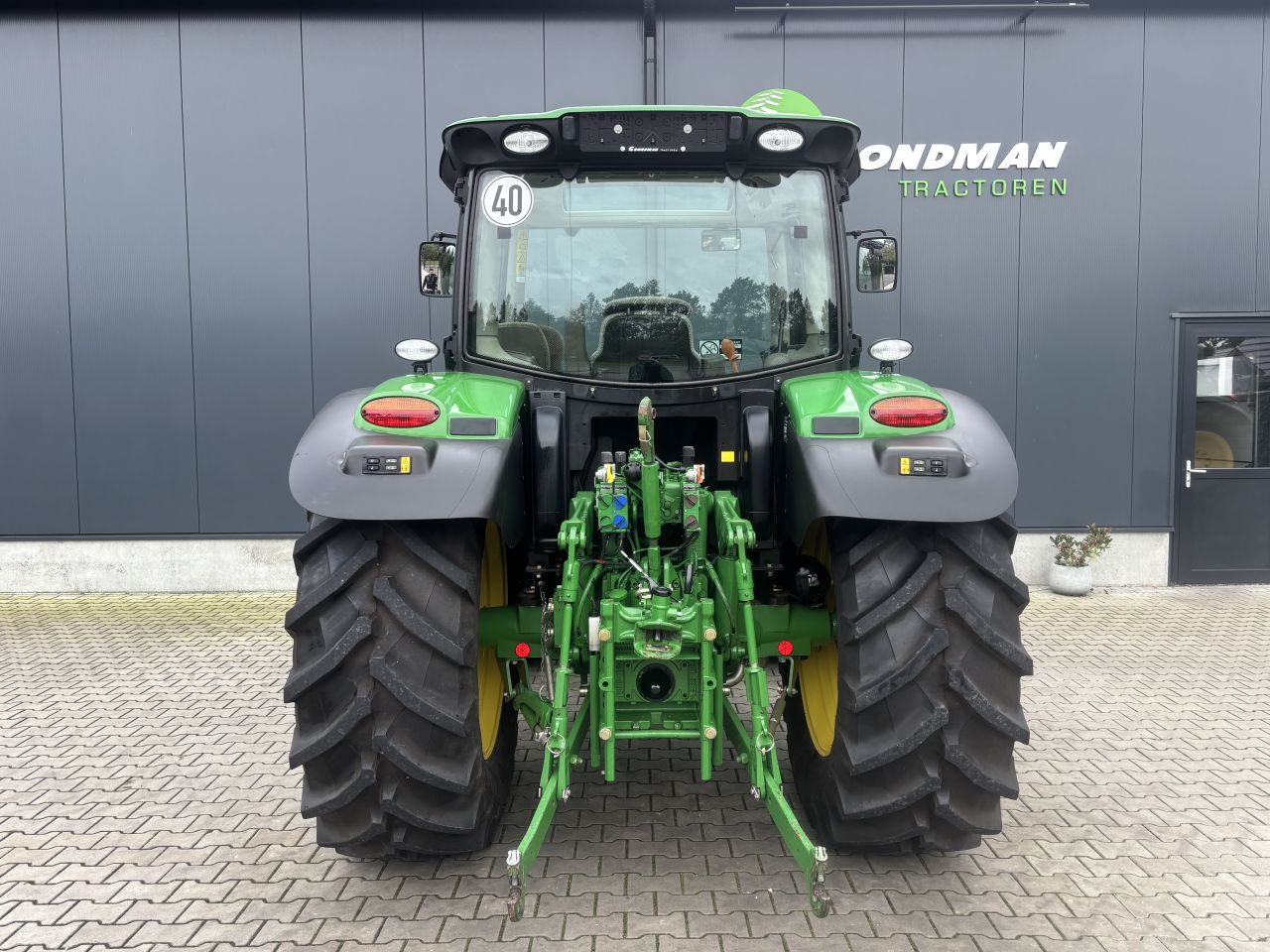 John Deere 6105R AQ