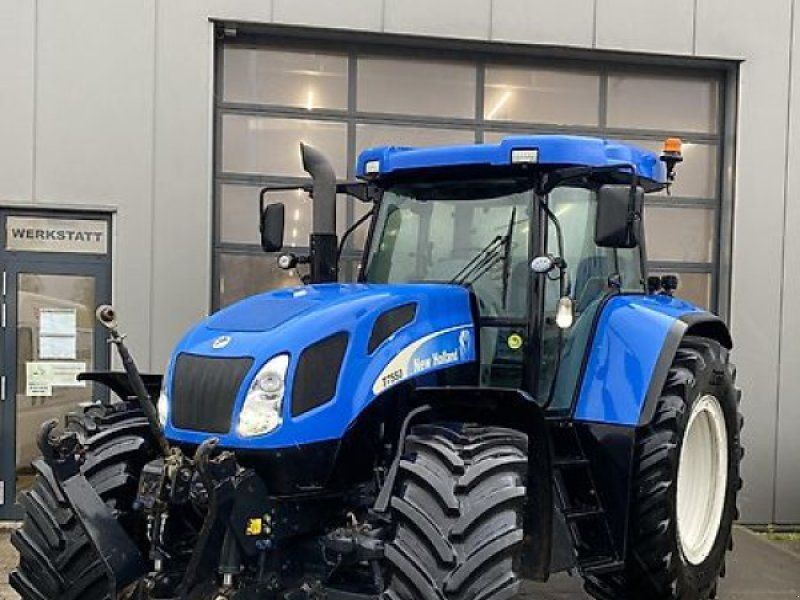 New Holland T7550