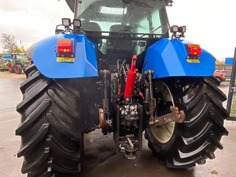 New Holland T7550
