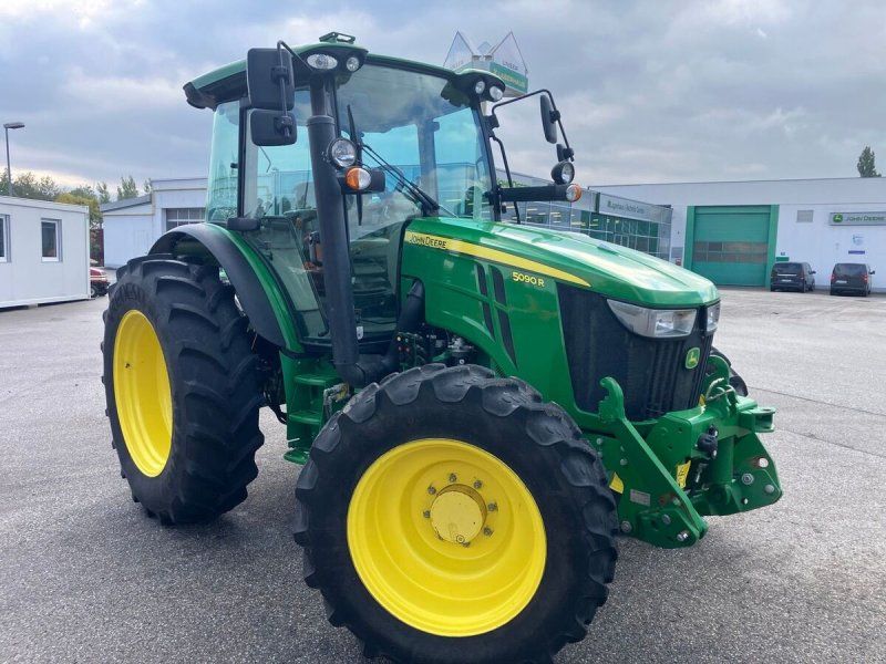 John Deere 5090R