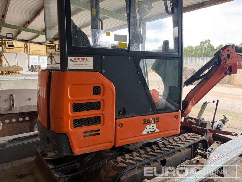 Hitachi ZX19-6 CR