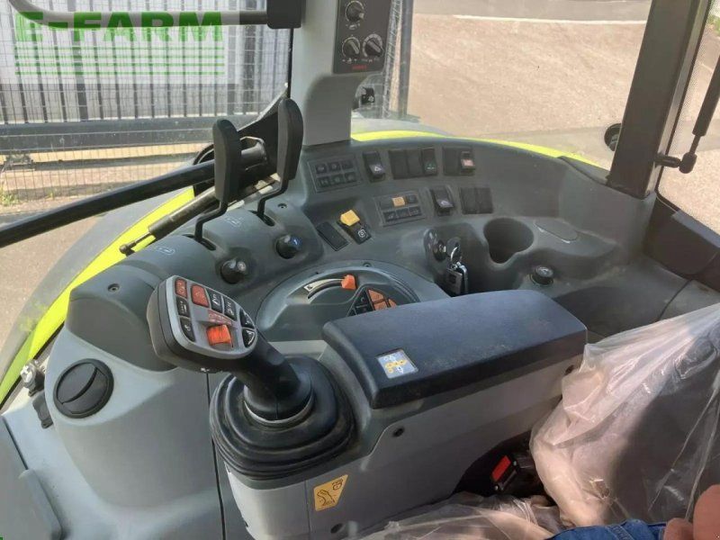 Claas arion 450 concept