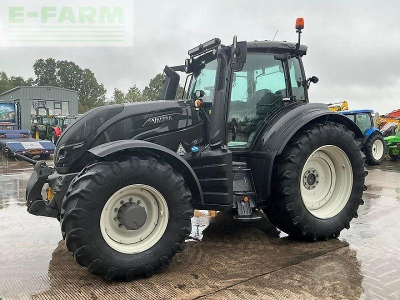 Valtra t234 direct unlimited twin track reverse drive (st27877)