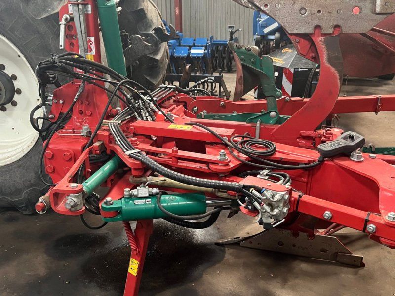 Kverneland 4 furet 100-200-28 m pakker Kun 600 HA fra ny