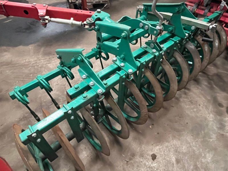 Kverneland 4 furet 100-200-28 m pakker Kun 600 HA fra ny