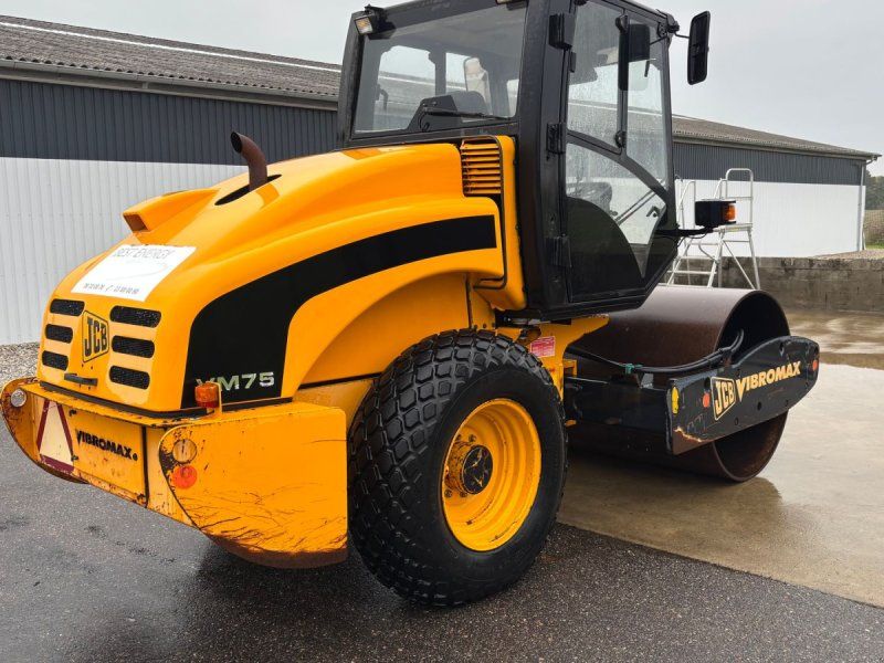 JCB Vibromax 75D
