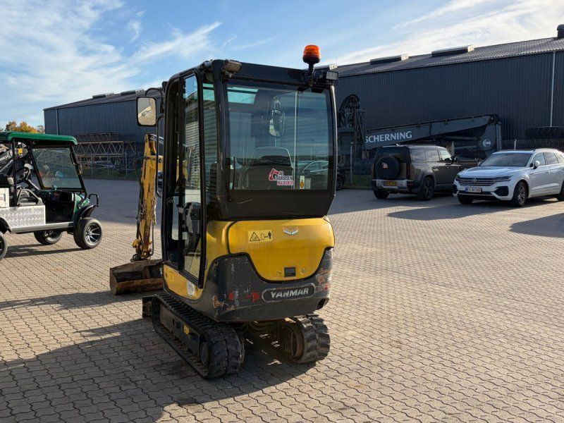 Yanmar SV18 2-tons minigraver med Tiltman og 2 skovle