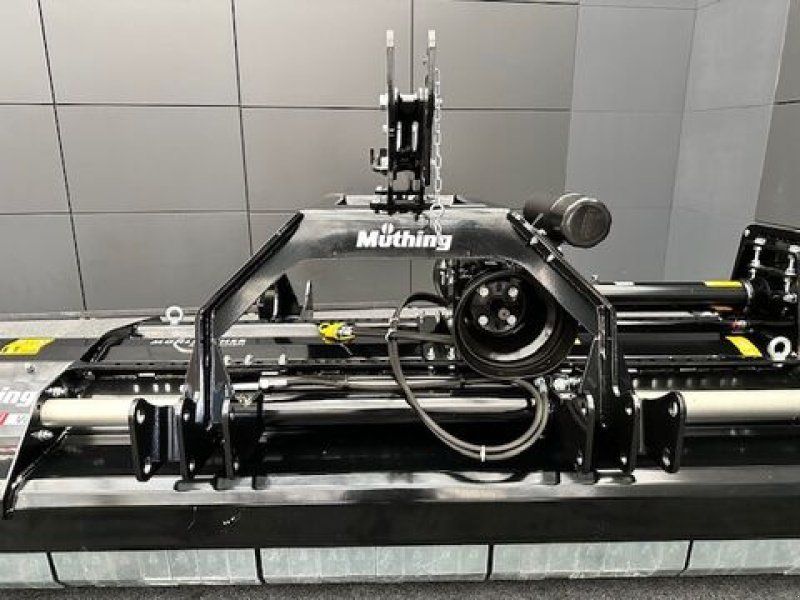 Müthing Mulcher MU-H220 Alpinshark Front-Heckanbau
