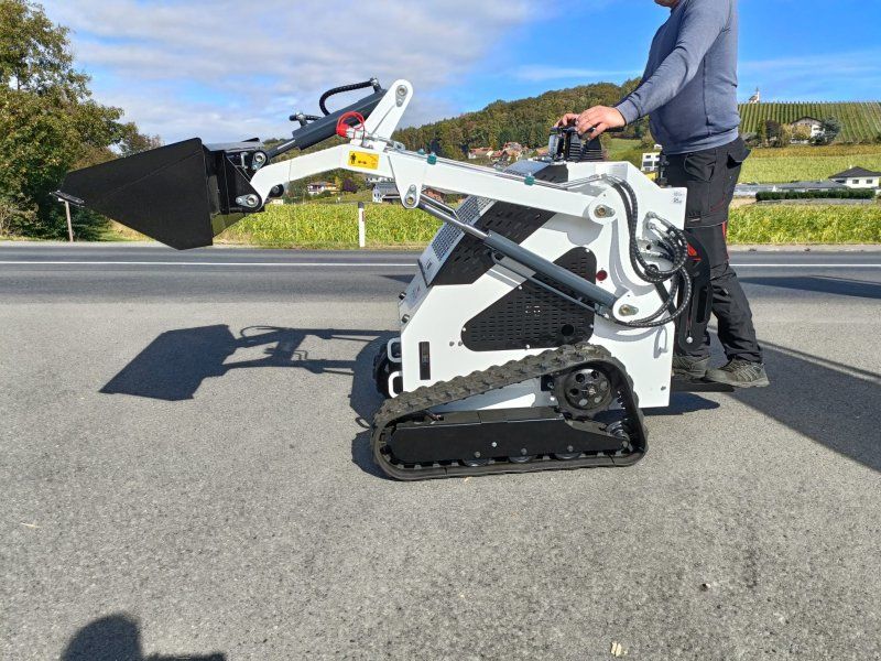 Raupen Kompaktlader PMK360K