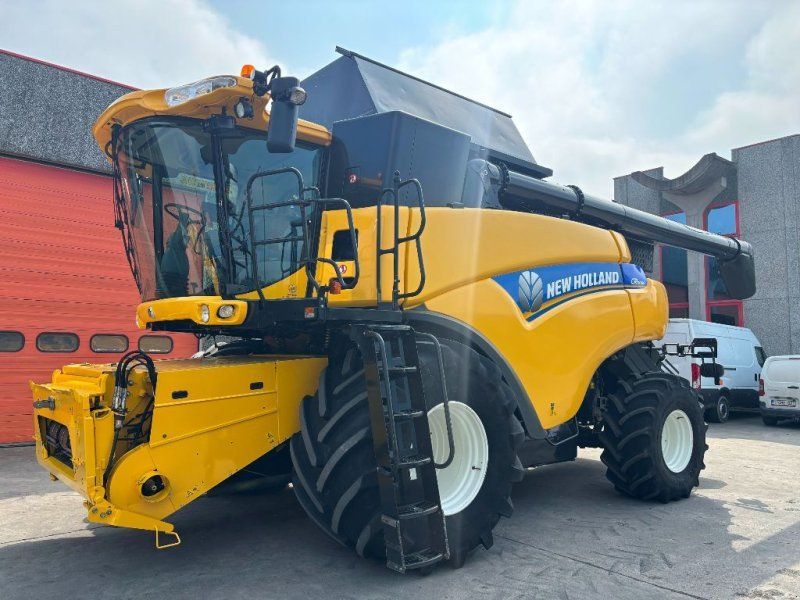 New Holland CR9080 4x4