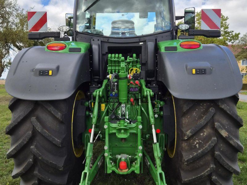John Deere 6R250 b28