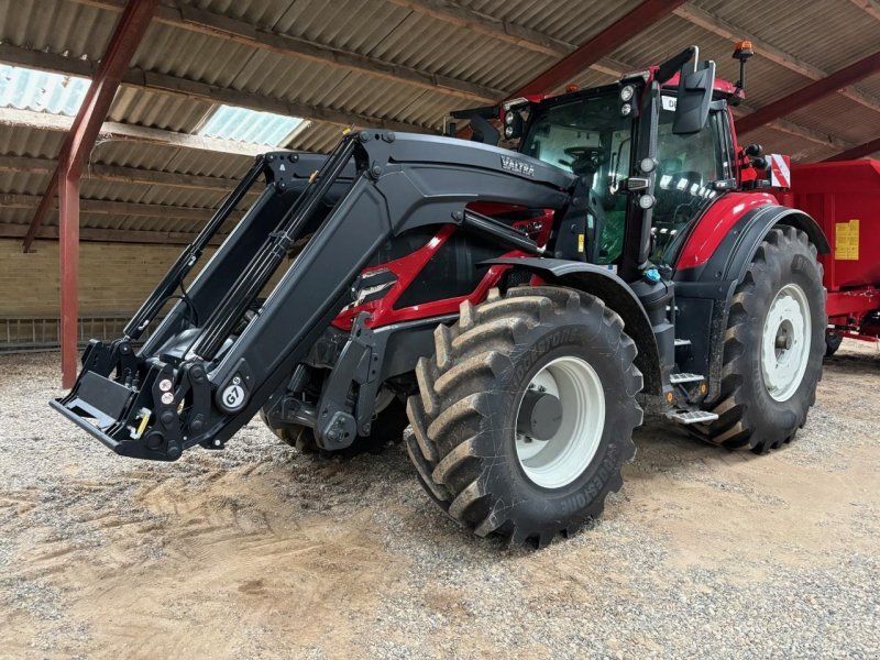 Valtra Q245 1A9