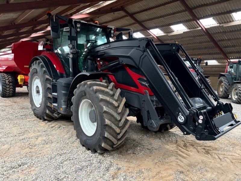 Valtra Q245 1A9