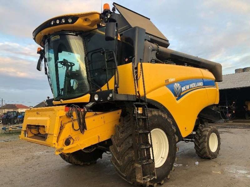 New Holland CX5.90