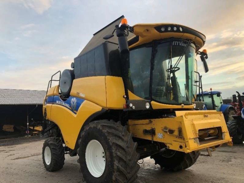 New Holland CX5.90