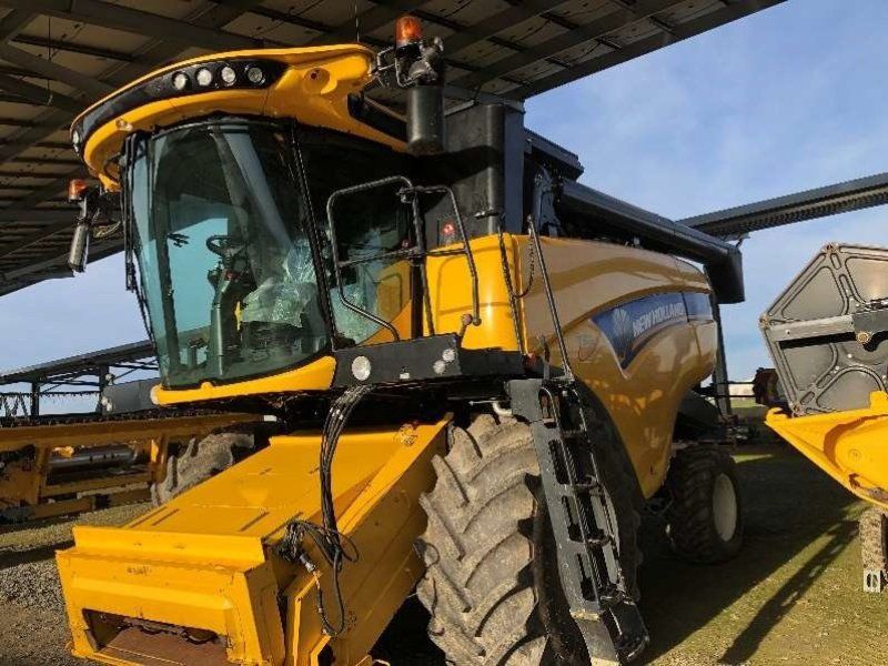 New Holland CX6.80