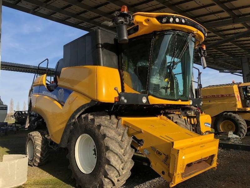 New Holland CX6.80