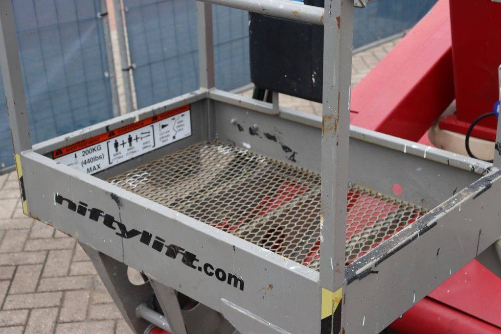 Niftylift HR12 NDE Articulated Boom Lift Electric+Diesel 12.2m 2004