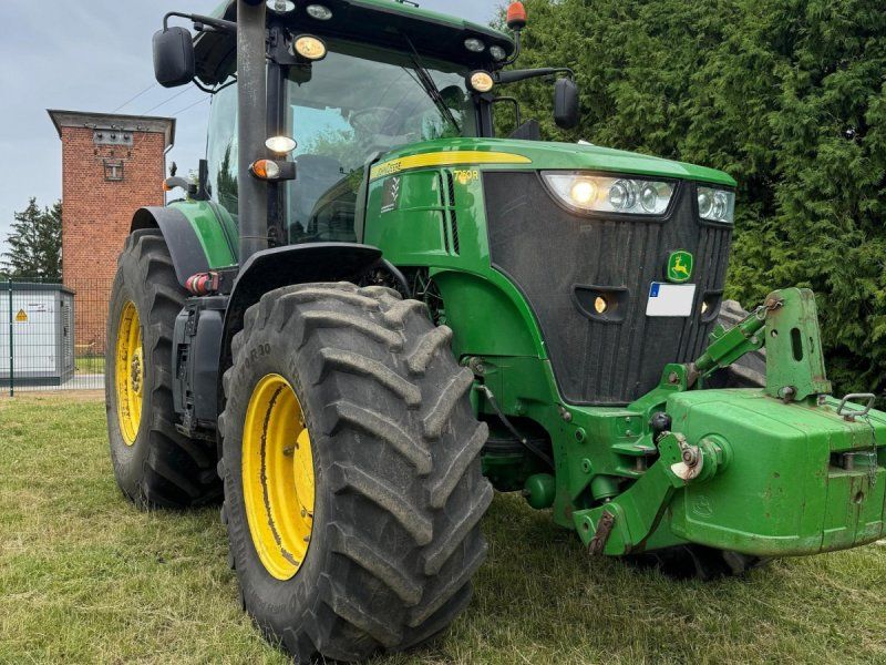 John Deere 7260R