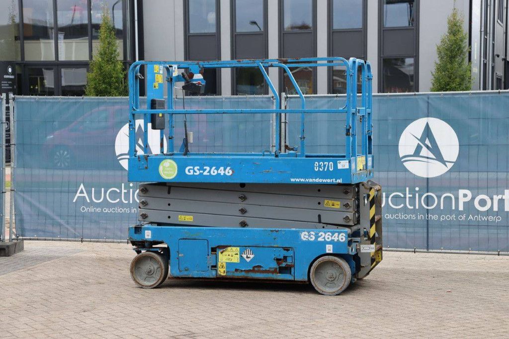 Scissor lift Genie GS-2646 Electric 10m 2014