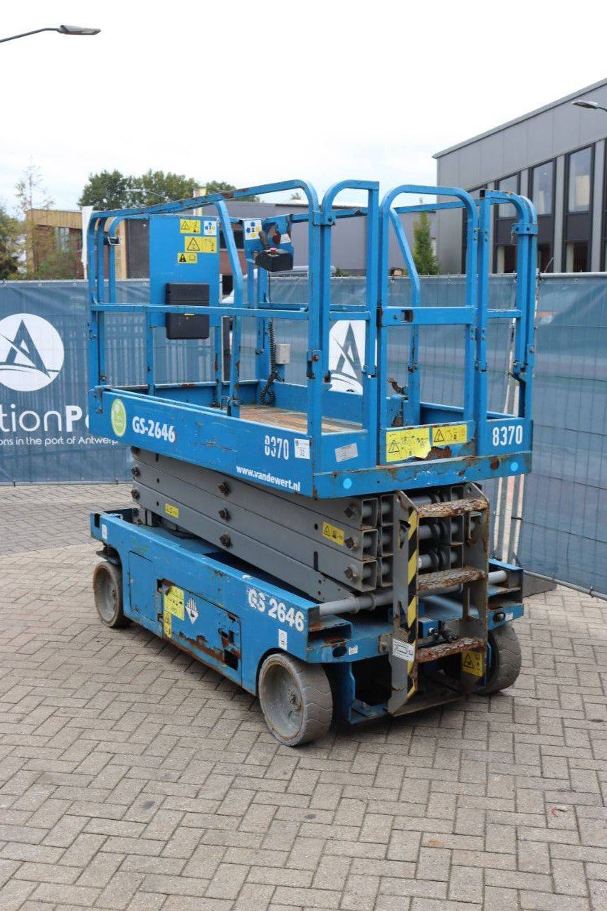 Scissor lift Genie GS-2646 Electric 10m 2014