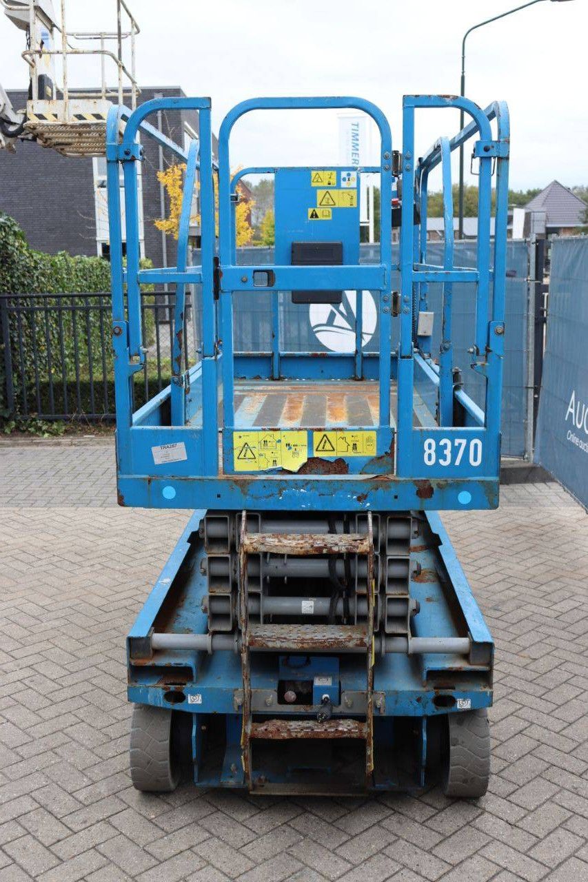 Scissor lift Genie GS-2646 Electric 10m 2014