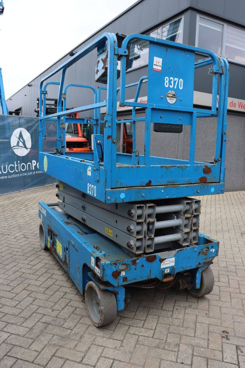 Scissor lift Genie GS-2646 Electric 10m 2014