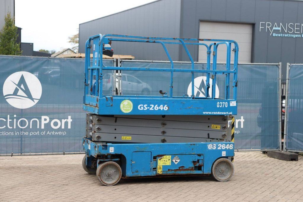 Scissor lift Genie GS-2646 Electric 10m 2014