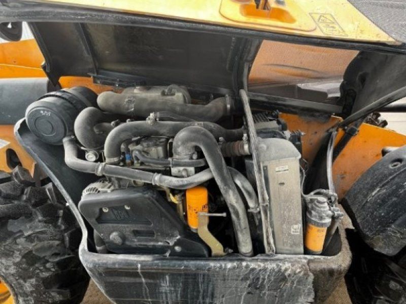 JCB 541-70