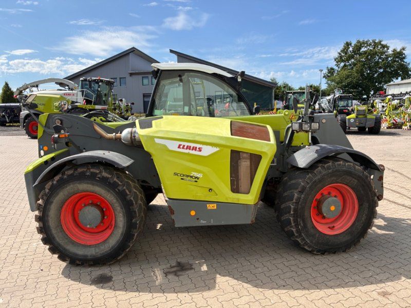 Claas SCORPION 756