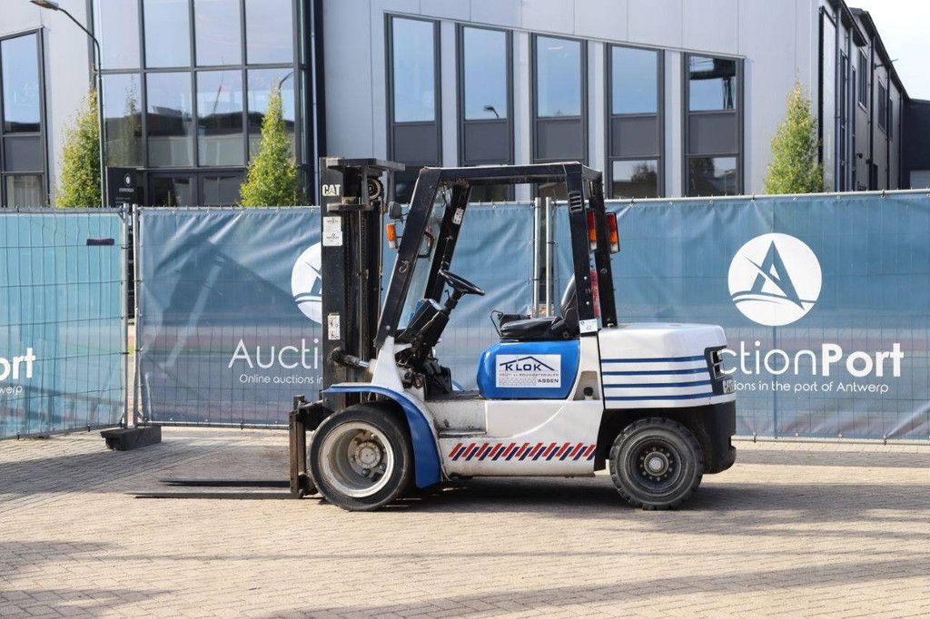 Caterpillar DP30 Diesel Forklift 3000kg 3.3m 1995