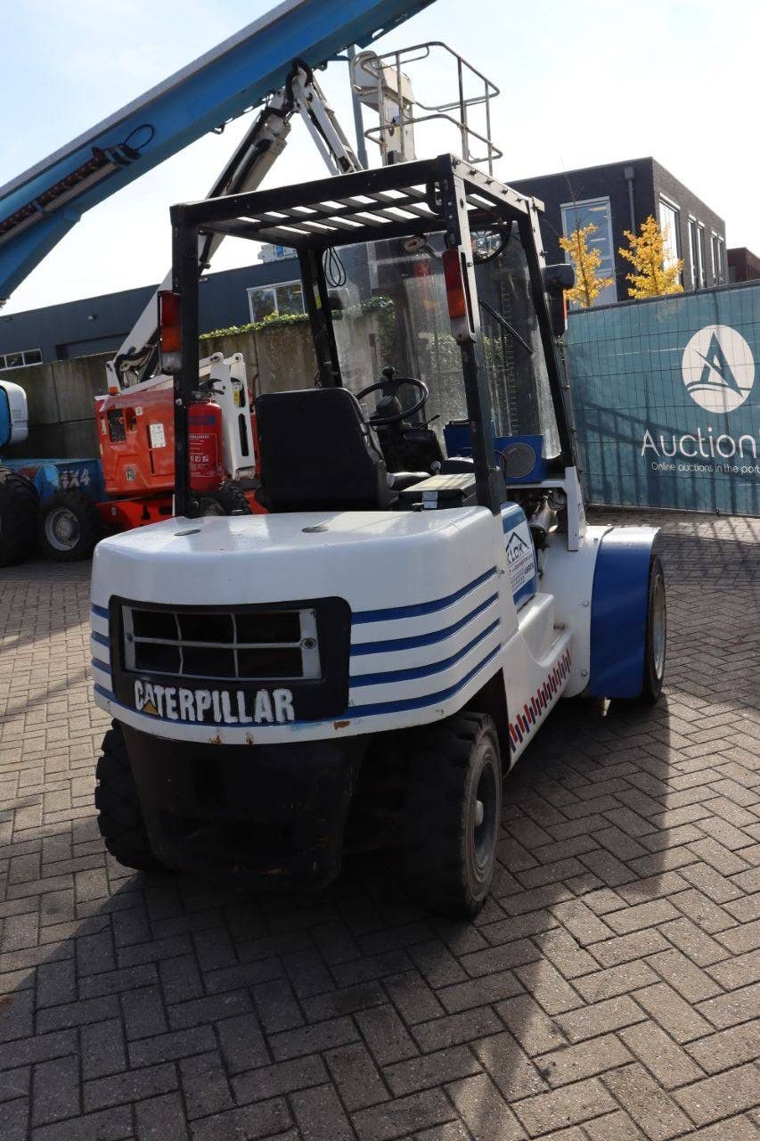 Caterpillar DP30 Diesel Forklift 3000kg 3.3m 1995
